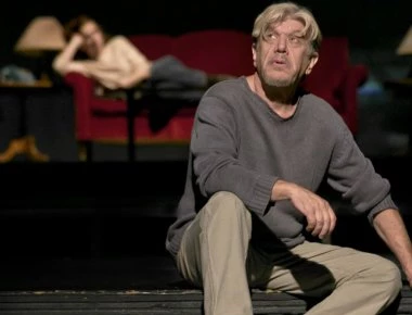 Εξοργισμένος και σήμερα ο Βούρος: Καλεί σε σεβασμό για τα θύματα στα social media